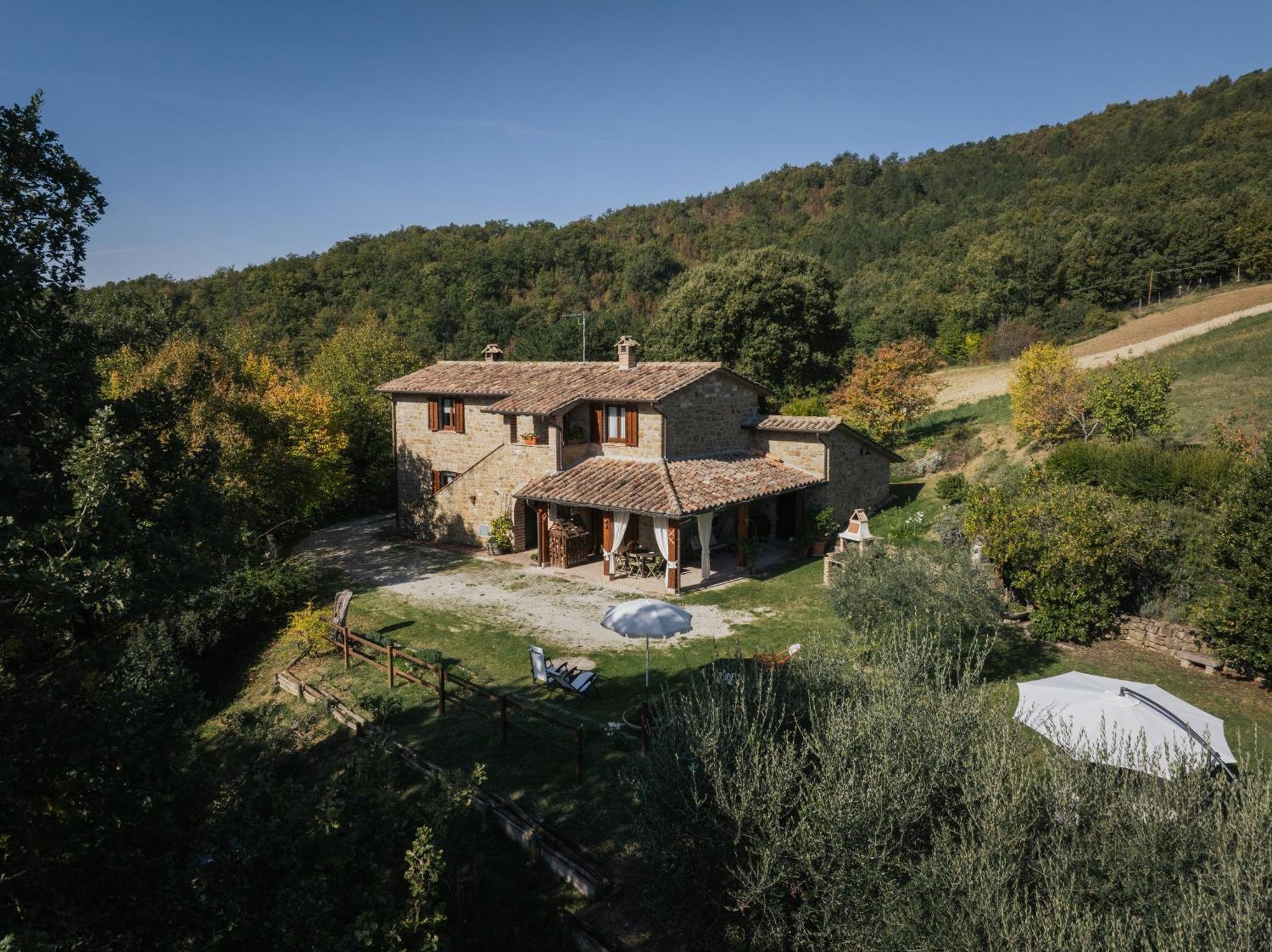 Agriturismo Casa Del Nonno Valfabbrica Exterior foto